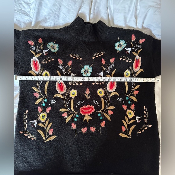 Cliche 80’s Embroidered 80’s Sweater in 1x - Picture 3 of 7